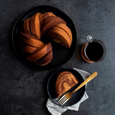 Форма для випічки Nordic Ware 95577, річкова плетіння, золота, на 12 порцій