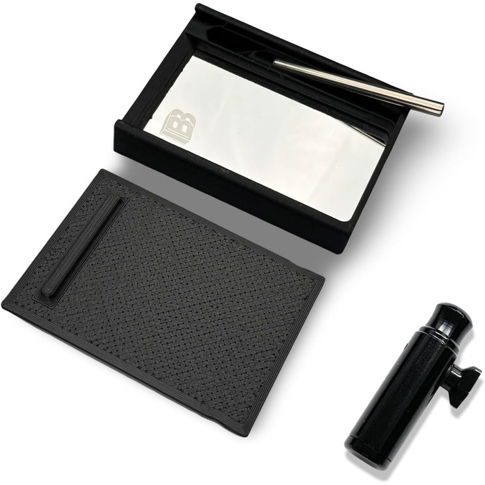 Ballerbox/Pocketbox including integrated mirror, tubes, and poker cards plus a snus dispenser (BallerBox Classic)