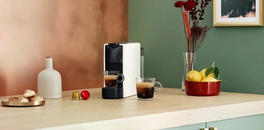 Капсульна кавомашина Krups Nespresso Essenza Mini XN1101, 19 бар, біла