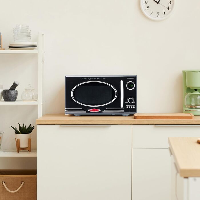 Мікрохвильова піч Nostalgia Retro для стільниці – 800 Вт, 25 літрів, 12 програм – Чорний колір