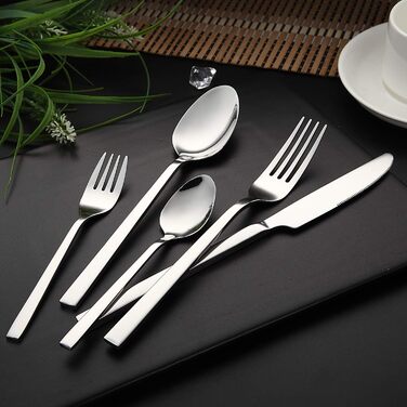 WUJO Cutlery Set, Stainless Steel Cutlery, 30-Piece Silver Cutlery Set including Knives, Forks, Spoons, Cake Forks, Tea/Coffee Spoons, Dining Cutlery for 6 People, Mirror Polished, Dishwasher Safe