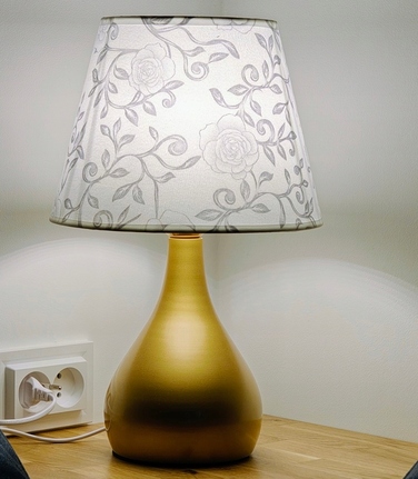 Сенсорна настільна нічна лампа з абажуром, LED, золотиста