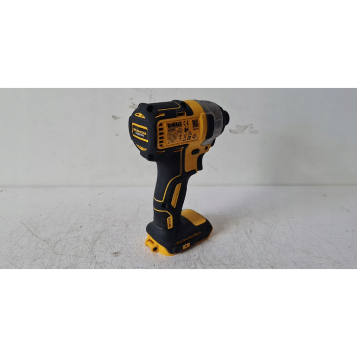 Ударний шурупокрут DeWalt DCF787N 18V 170Nm (без АКБ та ЗУ)
