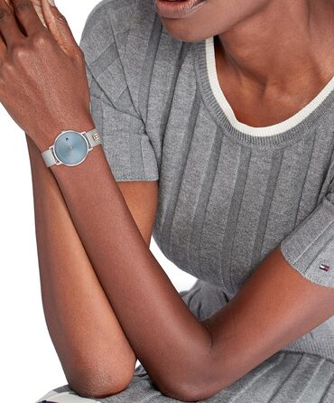 Годинник Tommy Hilfiger для жінок з металевим браслетом Mesh - кварцовий, сталь, срібло, золото, рожеве золото, темно-синій