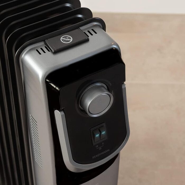 Масляний радіатор Cecotec ReadyWarm 11000 Space 360º Black - 2500 Вт, 11 секцій, 3 режими, 28 м², 66.7 x 35.8 x 15.6 см