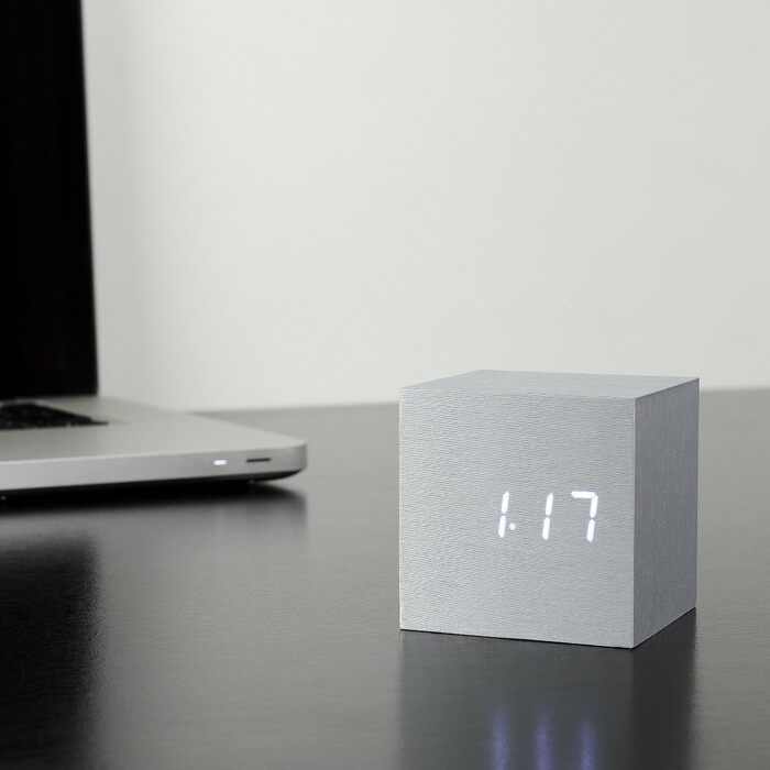 Cube Click Clock Aluminium / White LED 6.8x6.8x6.8 cm Black