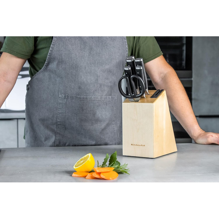 Набір кухонних ножів KitchenAid Gourmet: 5 ножів, ножиці, точилка, чорні ручки, японська сталь, 6 предметів