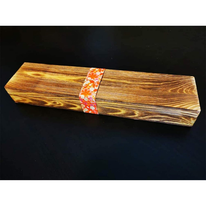 Кухонний ніж Santoku Begoon з японської сталі у подарунковій коробці