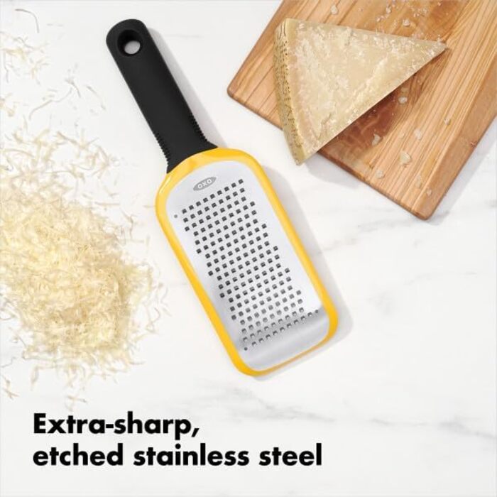 OXO Good Grips Терка для овочів з контейнером з нержавіючої сталі – для овочів та іншого (середня)
