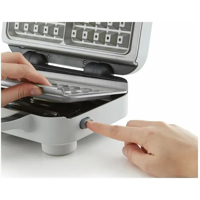 Вафельниця Breville DuraCeramic VST072 850 Вт, сріблястий/сірий