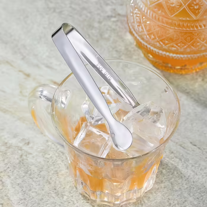 Small Mini Tongs, 10.7 cm, Stainless Steel, small tongs for serving food, durable metal kitchen tongs for ice, salad, toaster, desserts, appetizers, and charcuterie boards (6 pieces)
