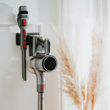Вертикальний бездротовий пилосос Adler Europe 400W, чорний, з HEPA-фільтром H12