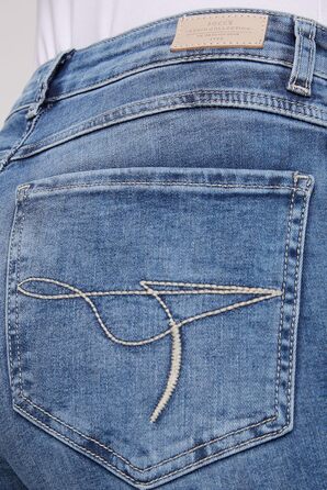 Джинси жіночі SOCCX Regular Fit: зручний стрейч-денім, прямі штанини, середня посадка, блакитний вінтаж 27W/34L