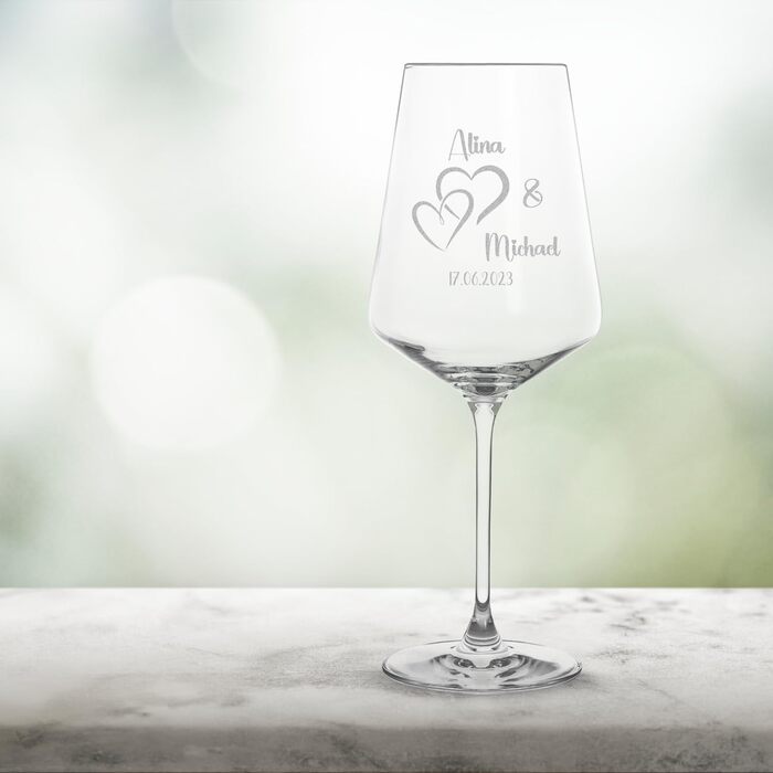 Leonardo Wine Glasses with Engraving 2-Piece Set for Him & Her. Only Love Matters. Personalized with Name & Date. Heart-Shaped Glass Leonardo Puccini, 560ml