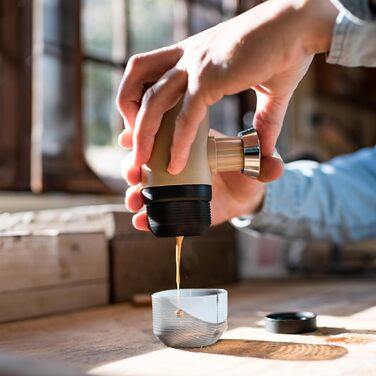 WACACO Minipresso NS2 – портативна кавомашина для еспресо, ручна, сумісна з Nespresso, сіро-оливковий колір