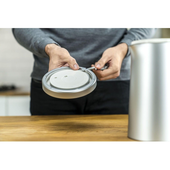 ZWILLING ENFINIGY Kettle with Stainless Steel Scale Filter & Overheat Protection, Cordless, 1850 Watts, 1.0 Liter, Silver