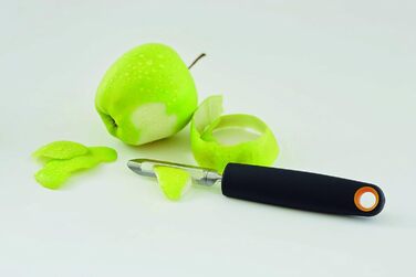 Овочечистка Fiskars Functional Form 15 см, сталь/пластик, чорна (1016122)