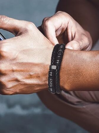 Чоловічий шкіряний браслет Bandmax з плетінням, чорний. Магнітна застібка, регульована довжина 19/21/23 см. Аксесуар для чоловіків у стилі вікінг.