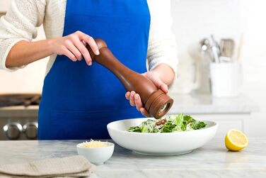 Мельниця для перцю Cole & Mason Forest Capstan, темне дерево, 300 мм, Precision+, 1 шт.