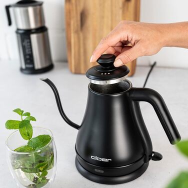 Електричний чайник Cloer 4960 з гусячим носиком, 0.8 л, нержавіюча сталь, чорний, 1000 Вт