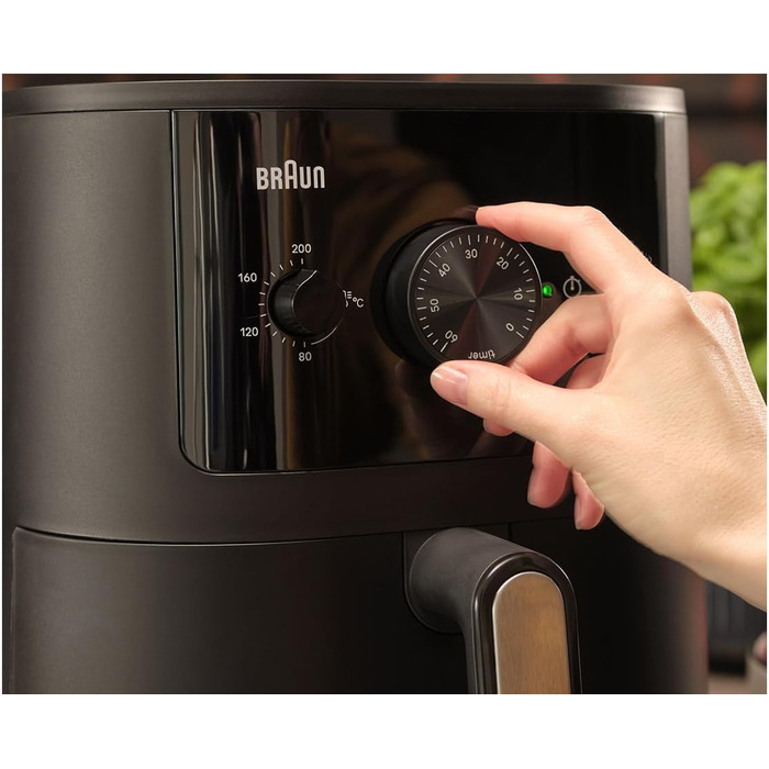 Фритюрниця електрична Braun MultiFry 3 HF 3030, 4.3 л, 1500 Вт, сенсорне управління, 8 програм, чорна
