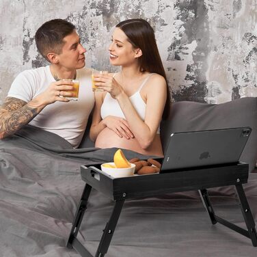 Бамбукове піднос-столик Greenual з ручками, складними ніжками, слотом для медіа, чорного кольору (2 шт.)