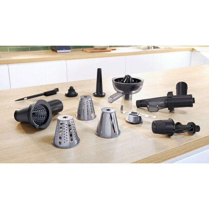 М'ясорубка Bosch Serie 6 MFWS640B, 2100 Вт, реверс, 2 швидкості