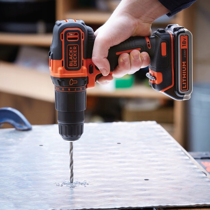 Акумуляторний шурупокрут Black+Decker 18 В BDCHD18K1B2