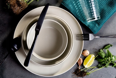 Обідній сервіз VictO Konsimo, набір тарілок на 6 осіб, 18 предметів