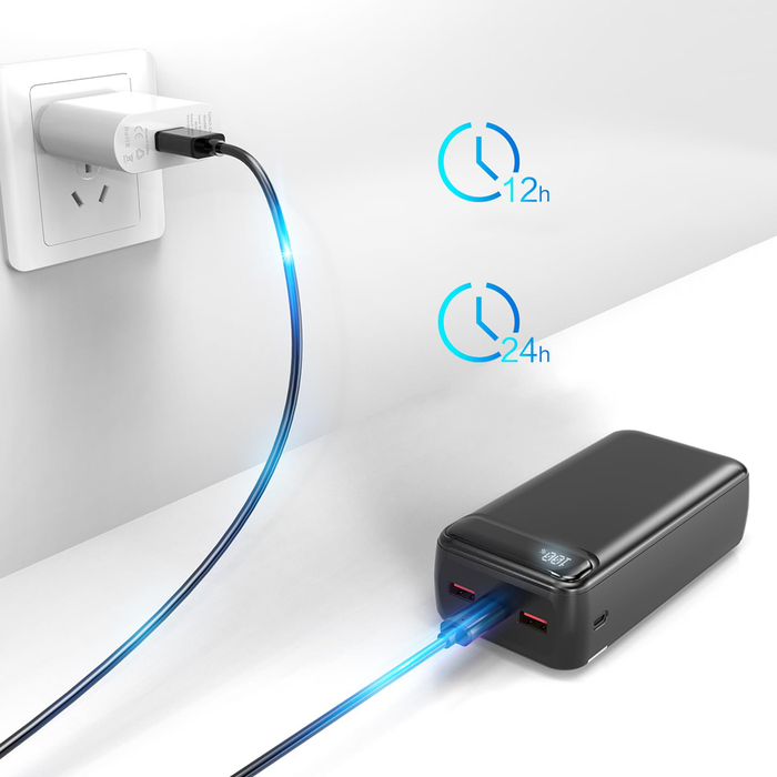 Потужний павербанк 50000 мАг, чорний, 3 USB-порти — для телефонів та планшетів