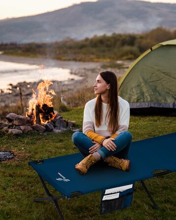Розкладне ліжко Sportneer для кемпінгу та відпочинку на природі (199x73 см, блакитне)
