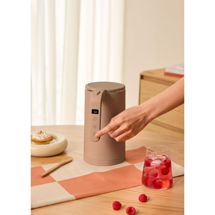 Електричний чайник Studio Pro 1L з регулюванням температури, підігрівом та системою зберігання кабелю, автоматичним відключенням, 1000W (Mokka)