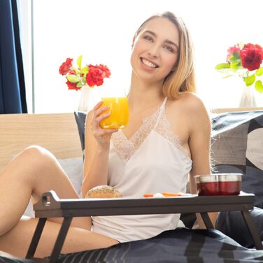 Relaxdays: 2 столики для ліжка з бамбука, складні, з ручками, піднятий борт, для сніданку та сервірування, 22x61,5x30 см, темно-коричневий
