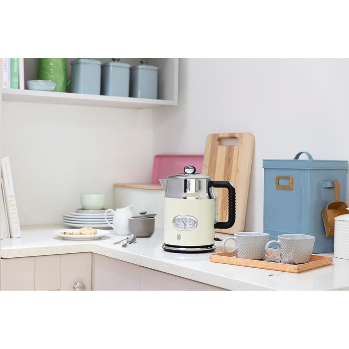 Електричний чайник Russell Hobbs 1.7л, 2400W, Retro Creme, з регулюванням температури, LED-дисплей, нержавіюча сталь