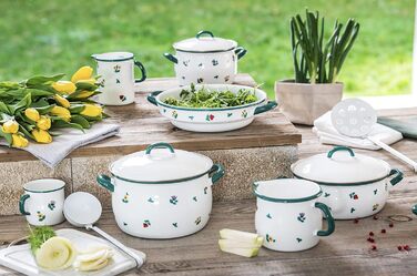 Riess, 0543-049, Kettle Plus, COUNTRY - GMUNDNER STREUBLUMEN, Diameter 18 cm, Height 21.7 cm, Capacity 2 Liters, Enamel, white with scattered flowers, Induction 2 liters scattered flowers