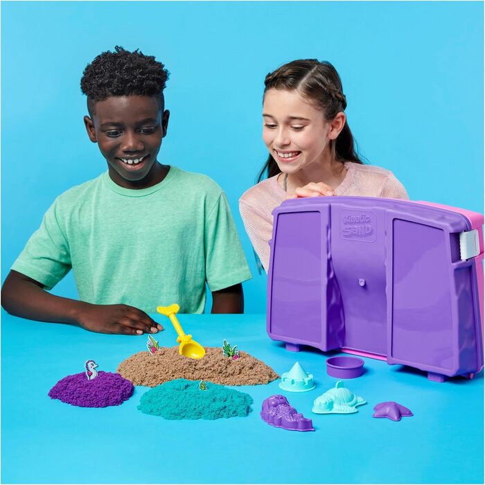 Kinetic Sand Mermaid Suitcase - with 1 kg of original kinetic sand from Sweden in 3 colors, 6 molds, 1 shovel for creative indoor sand play, for children ages 3 and up.