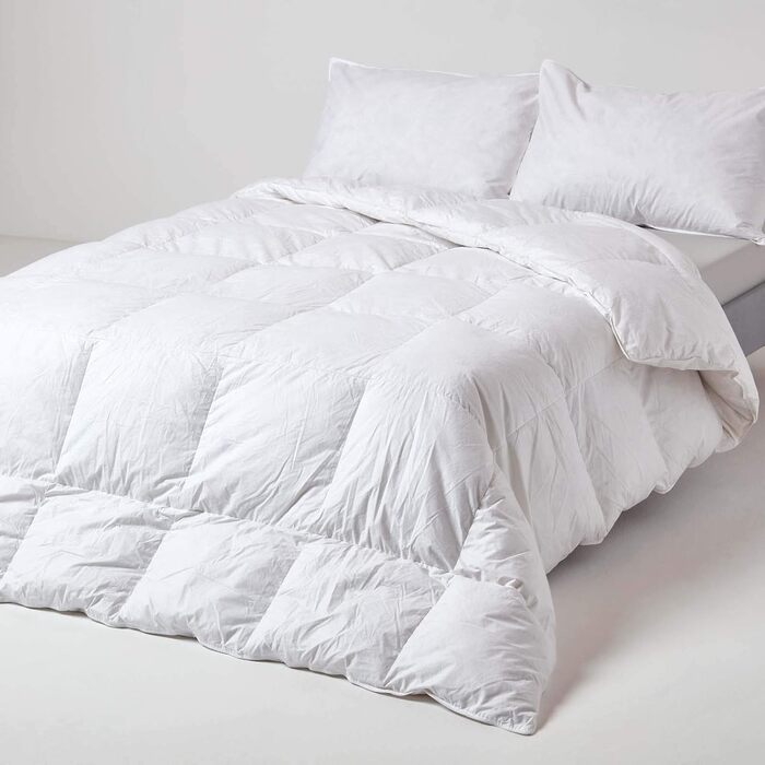 Homescapes Extra Warm Winter Comforter, 135 cm x 200 cm, Down Comforter Heat Class 5-6 (85% Duck Feathers and 15% Down) Quilted Comforter Öko-Tex Certified 135 x 200 cm