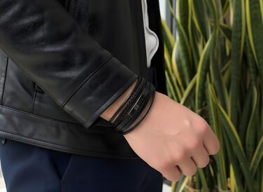 Чоловічий шкіряний браслет Lederarmband Schwarz з магнітним застібкою, регульований (19.5-23 см)