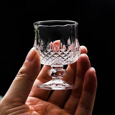 Набір келихів Cordial 50 мл для текіли, хересу - 16 шт, на ніжці