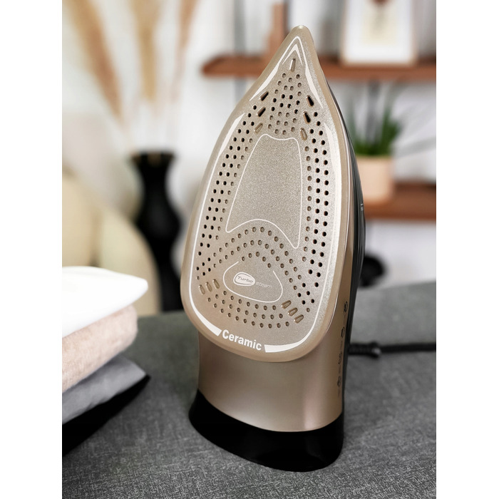 Парова праска Mozano Perfect Smooth, 3200 Вт, керамічна підошва, 350 мл