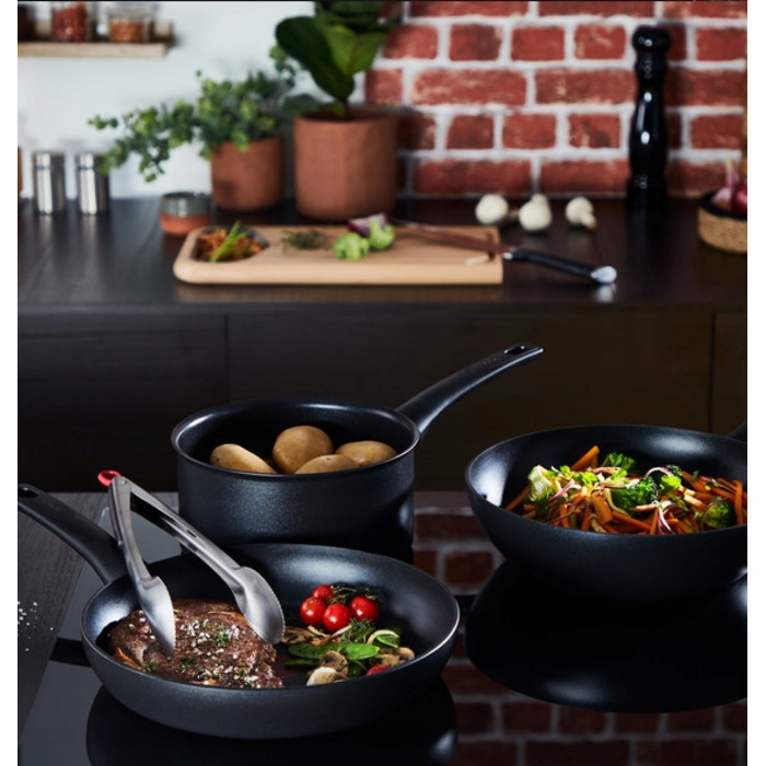 Набір сковорідок TEFAL Ultimate, 2 шт. (20 та 28 см)