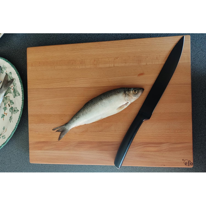 EFO Solid Cutting Board - Solid Chopping Block - Robust Cutting Block - Meat Cutting Board - Bread Board - Large Wooden Kitchen Board - XXL Chopping Block - Made of Beechwood (40x30x4cm)