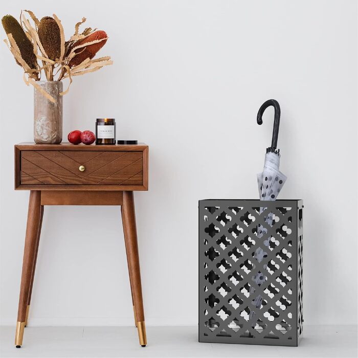 Mango Monstera Umbrella Stand - Black | Modern Plant Stand for Entryway