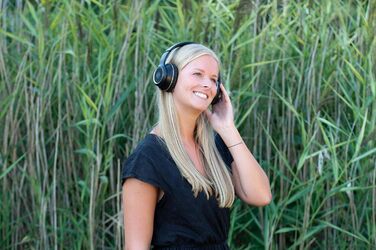 Навушники Bresser Bluetooth Over-Ear з мікрофоном для геймінгу та дзвінків, 3.5 мм, білий (чорний), до 8 годин роботи