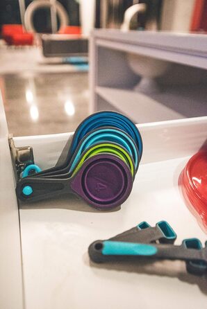 Collapsible measuring cups and spoons, portable, food-grade silicone for liquid and dry measuring, measuring cups for kids, dog food size S blue