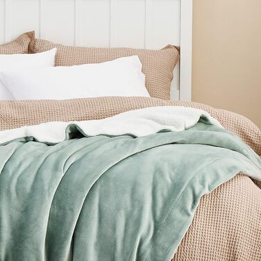 BEDSURE Плед Sherpa, теплий, плюшевий, 150x200 см, сірий. Плед на диван, ковдра, подарунок для жінок. BEDSURE