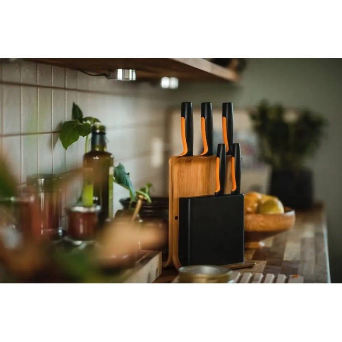 Набір ножів у підставці Fiskars Functional Form, 5 предметів