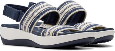 Сандалі Clarks Arla Stroll для дівчаток (36.5 EU, широка колодка, темно-синій з малюнком)