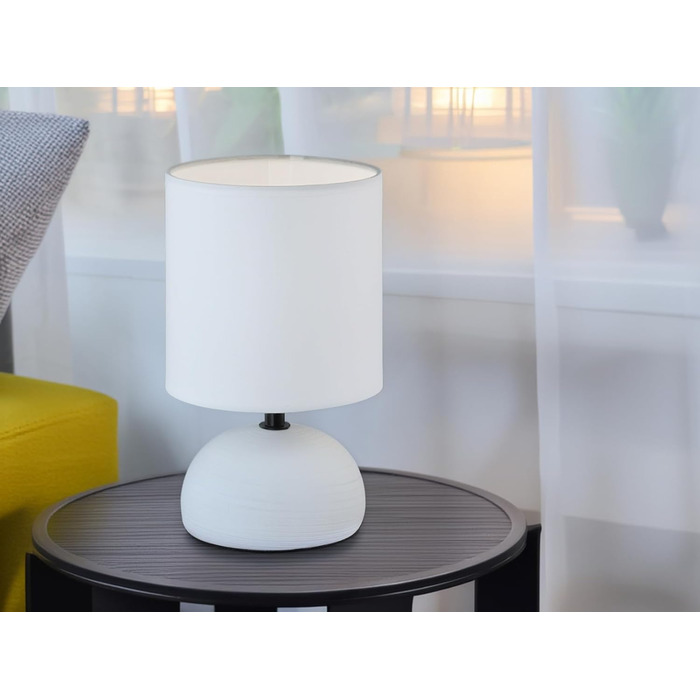 Торшер Reality Leuchten Luci R50351035: керамічний цоколь, тканинний абажур бежевого кольору, патрон E14