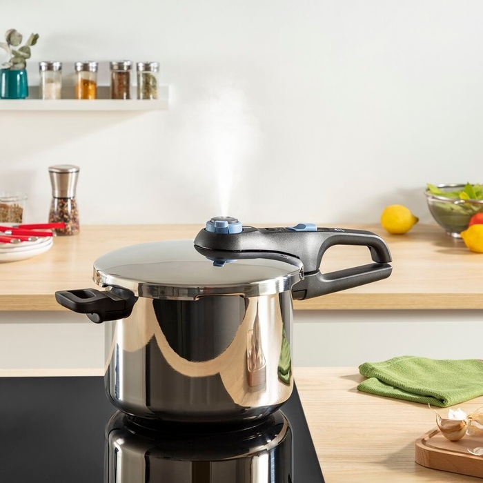 Скороварка Tefal Secure Trendy Pressure, 8 л, для індукційних плит